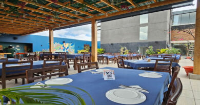 Veranda Bar and Restaurant